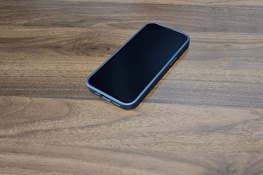 Where to buy an iPhone screen-off recording phone responsibly