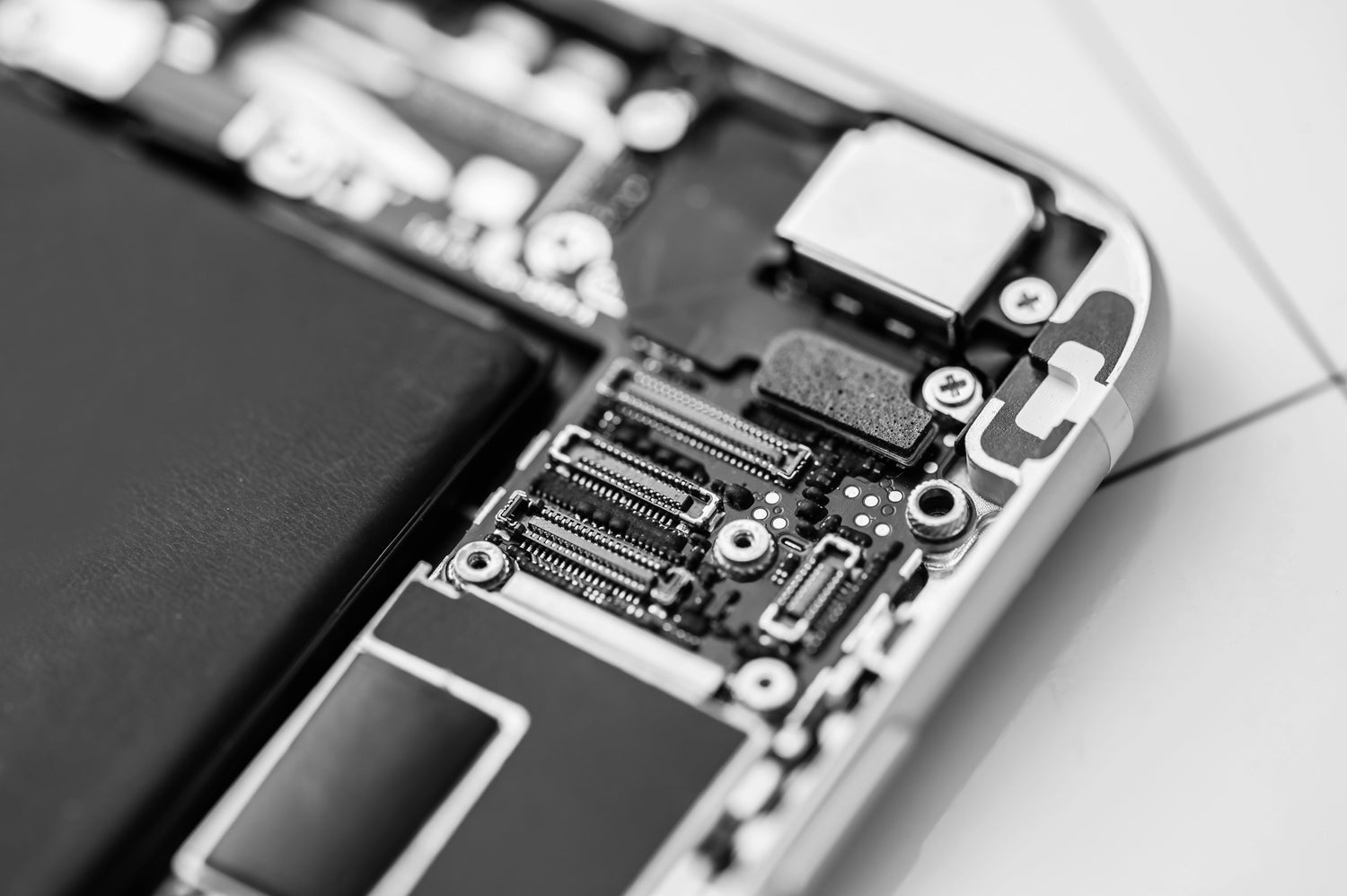 About Modification - How We Convert Mobile Phones into Spy Cameras ...