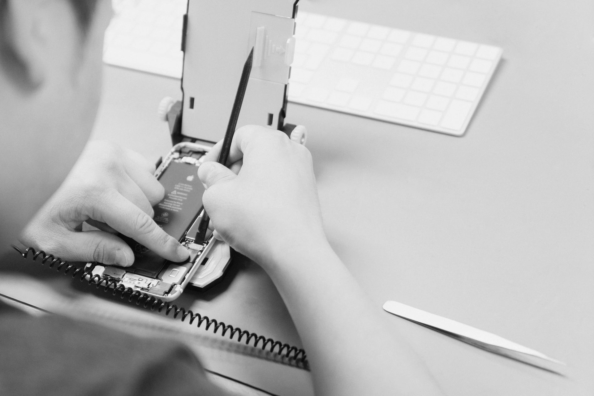 About Modification - How We Convert Mobile Phones into Spy Cameras ...