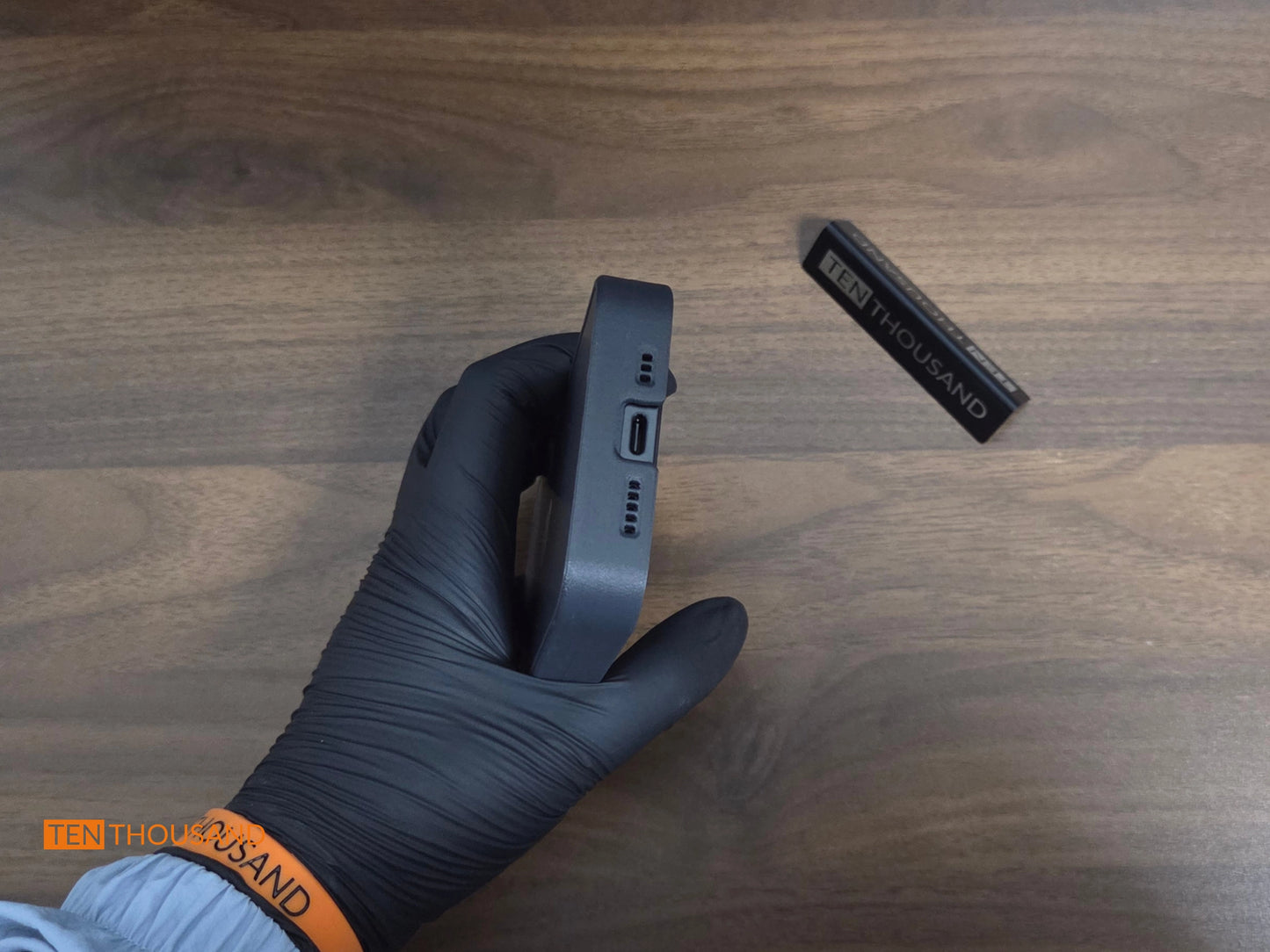 iPhone 16e Hidden Camera Phone – Rear Camera 4K Recording